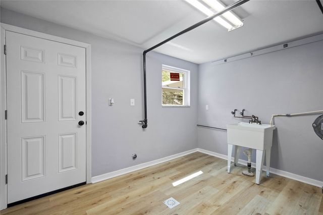 3506 Bevan Rd, N Versailles, PA 15137