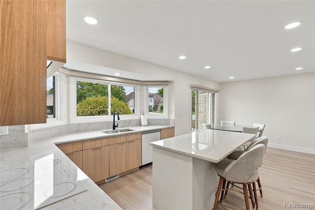 41419 Cilantro Drive, Sterling Heights, MI 48314