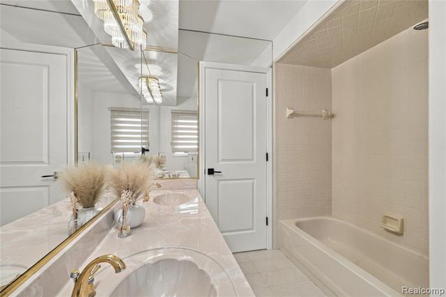 41419 Cilantro Drive, Sterling Heights, MI 48314