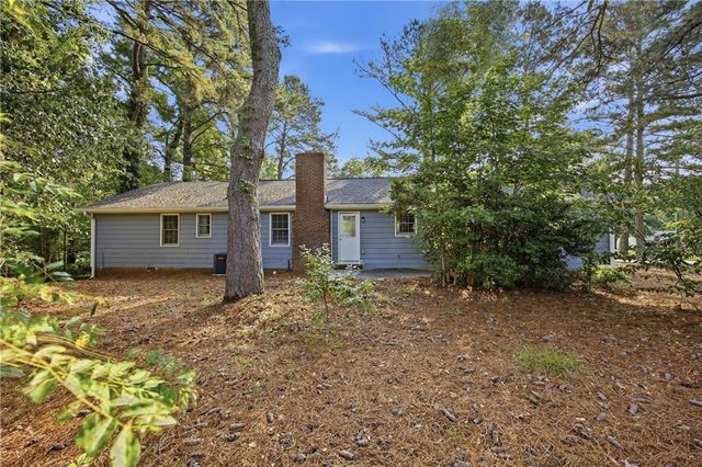 2409 Three Bars Drive, Snellville, GA 30078