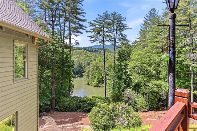 160 Indian Trail, Sautee Nacoochee, GA 30571