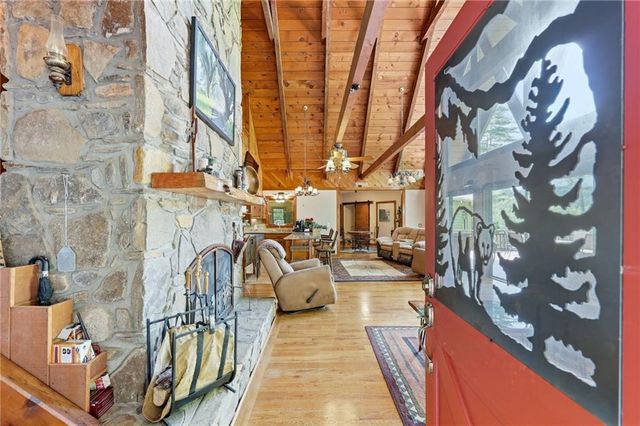 160 Indian Trail, Sautee Nacoochee, GA 30571