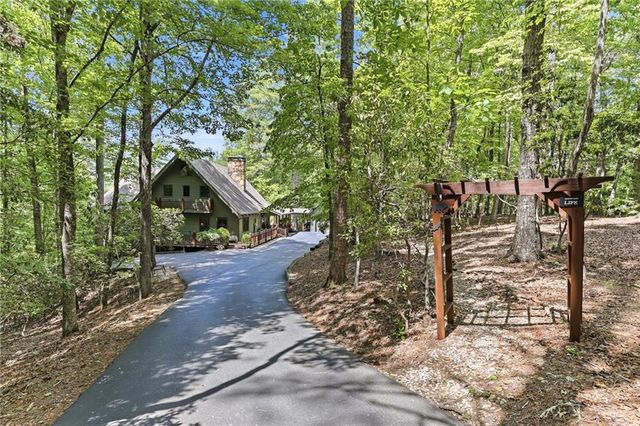 160 Indian Trail, Sautee Nacoochee, GA 30571