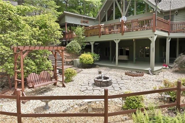 160 Indian Trail, Sautee Nacoochee, GA 30571