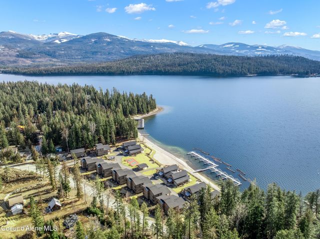 56 Palouse DR, B9, Nordman, ID 83848