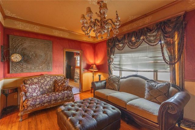 701 S 6th Street, Chickasha, OK 73018