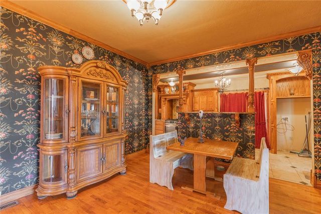 701 S 6th Street, Chickasha, OK 73018