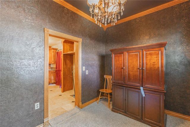 701 S 6th Street, Chickasha, OK 73018