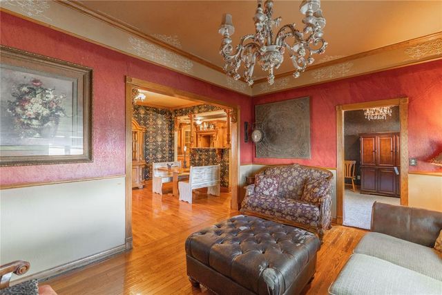 701 S 6th Street, Chickasha, OK 73018