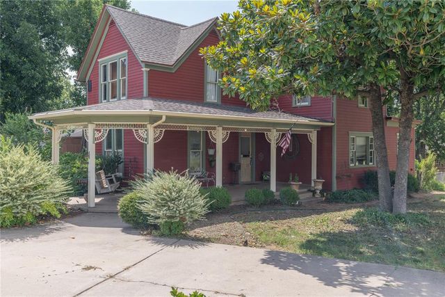 701 S 6th Street, Chickasha, OK 73018