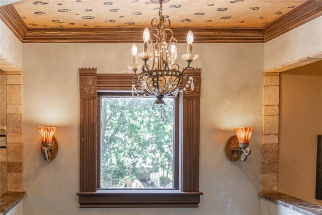 701 S 6th Street, Chickasha, OK 73018