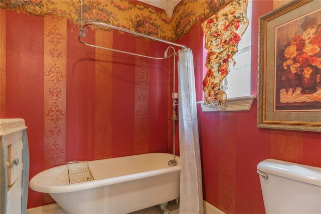 701 S 6th Street, Chickasha, OK 73018