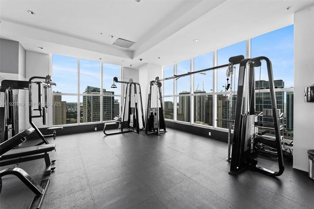 133 NE 2nd Ave 1905, Miami, FL 33132