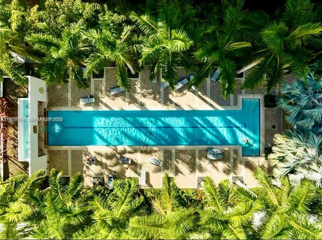 133 NE 2nd Ave 1905, Miami, FL 33132