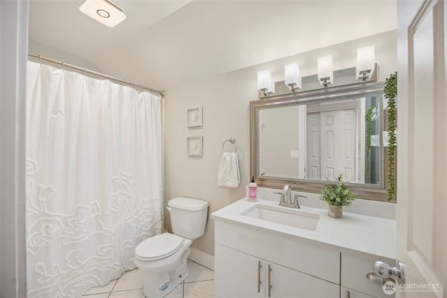 511 NE Barbara Boulevard, Belfair, WA 98528
