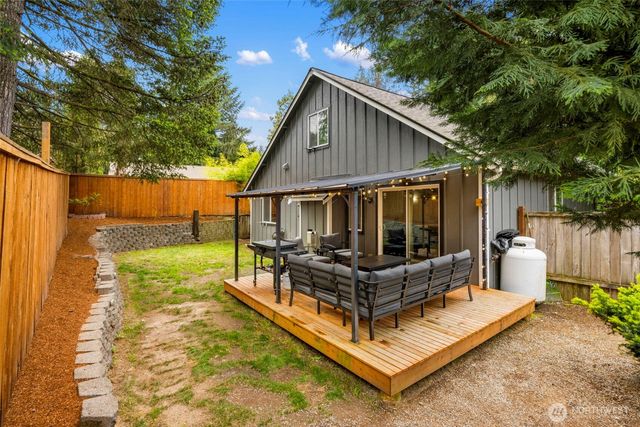 511 NE Barbara Boulevard, Belfair, WA 98528