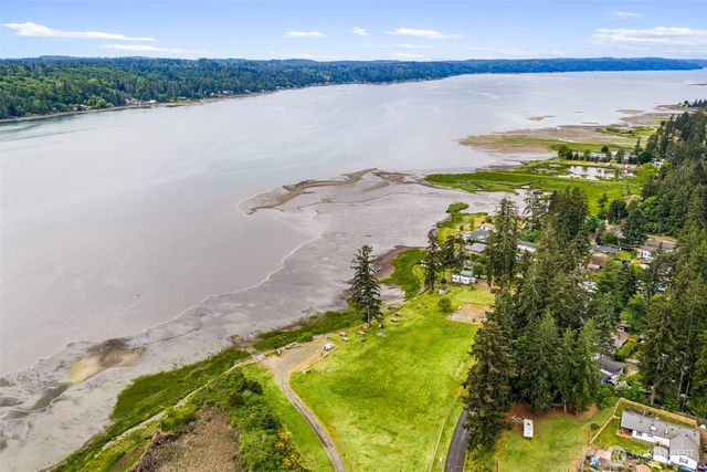 511 NE Barbara Boulevard, Belfair, WA 98528