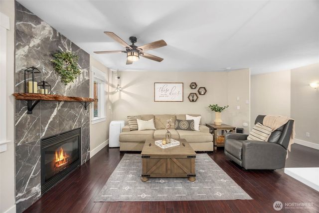 511 NE Barbara Boulevard, Belfair, WA 98528