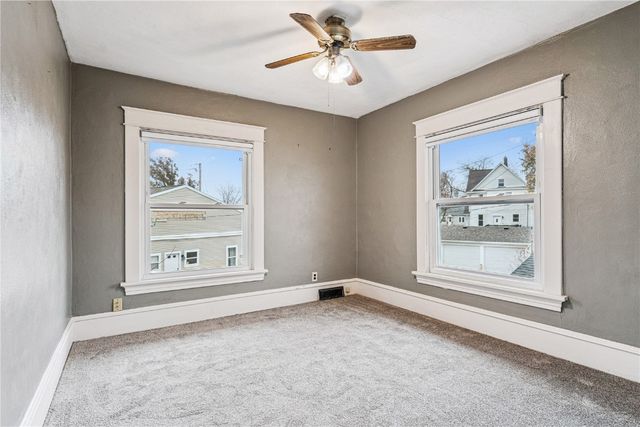 1311 Burch Avenue NW, Cedar Rapids, IA 52405