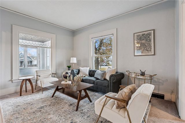 1311 Burch Avenue NW, Cedar Rapids, IA 52405