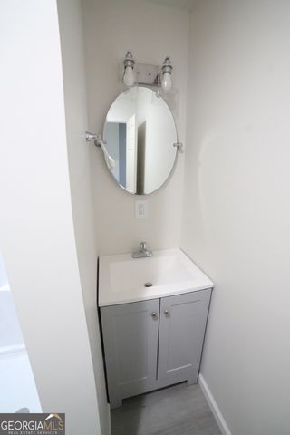 67 N Collins Street, Reynolds, GA 31076