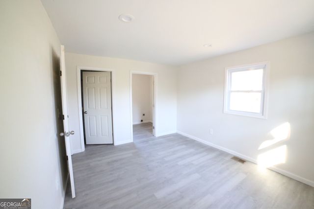 67 N Collins Street, Reynolds, GA 31076