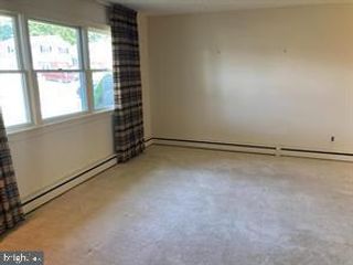 1122 BARDELL DR, Wilmington, DE 19808