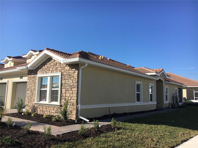 1050 QUAKER RIDGE LANE, Davenport, FL 33896