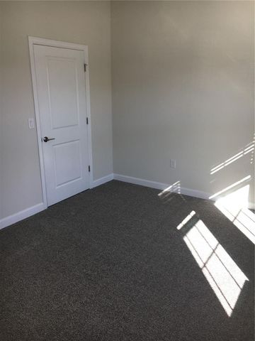 1050 QUAKER RIDGE LANE, Davenport, FL 33896