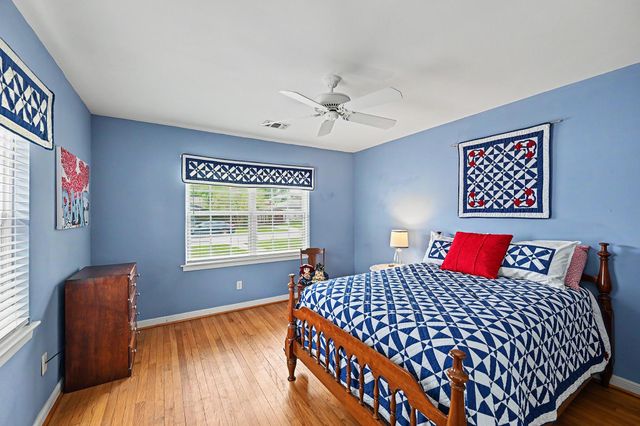 4102 Portsmouth Avenue, Houston, TX 77027