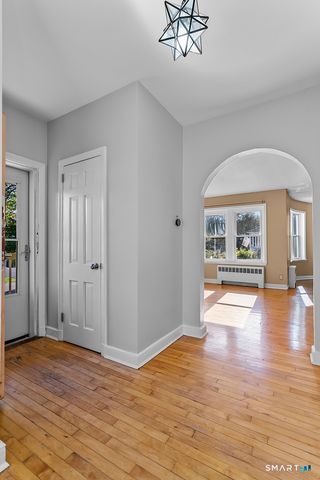 23 Frank Street, Trumbull, CT 06611