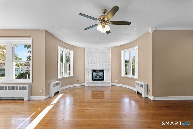23 Frank Street, Trumbull, CT 06611