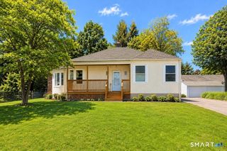 23 Frank Street, Trumbull, CT 06611