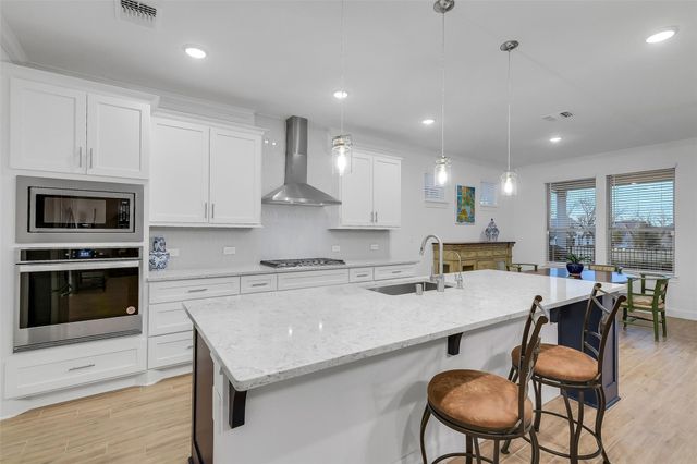 9723 Rockwell Drive, Willis, TX 77318