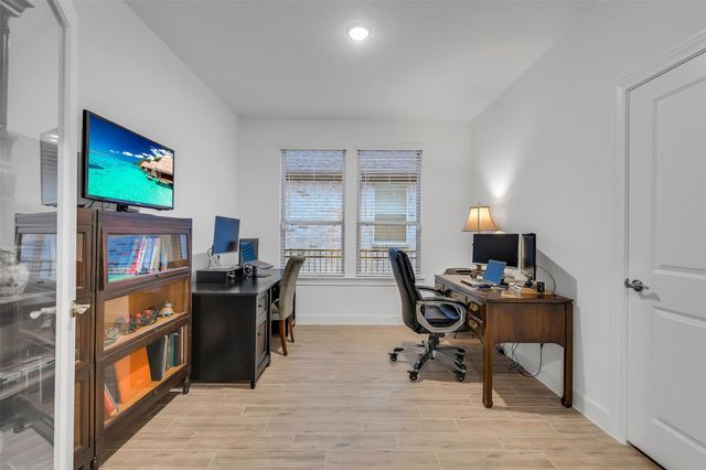 9723 Rockwell Drive, Willis, TX 77318