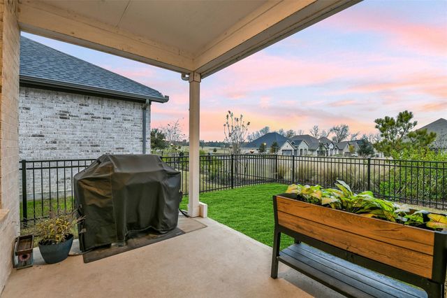 9723 Rockwell Drive, Willis, TX 77318