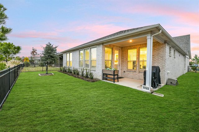 9723 Rockwell Drive, Willis, TX 77318