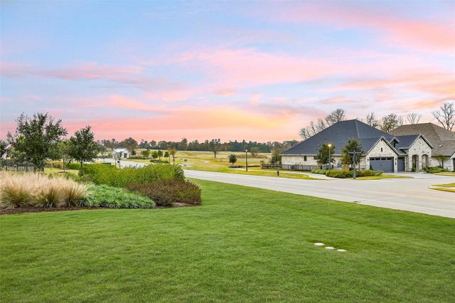 9723 Rockwell Drive, Willis, TX 77318