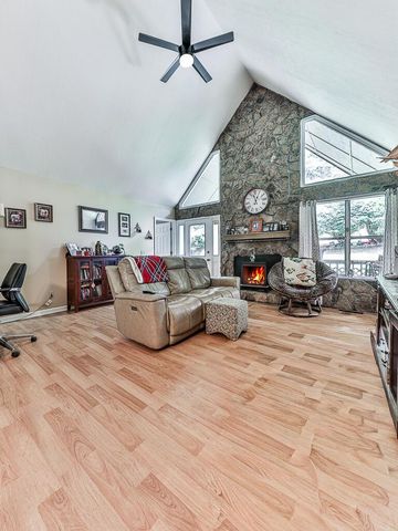 314 Spring Creek, Blairsville, GA 30512