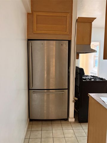 89-15 Parsons Blvd 11G, Jamaica, NY 11432