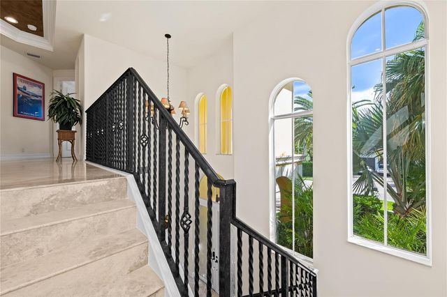 2637 NE 28th Court, Lighthouse Point, FL 33064