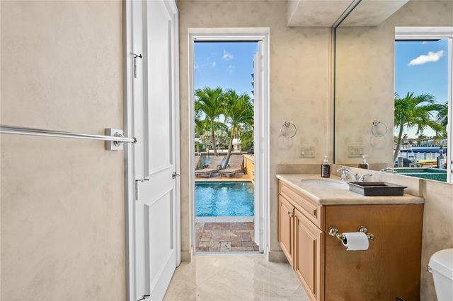 2637 NE 28th Court, Lighthouse Point, FL 33064