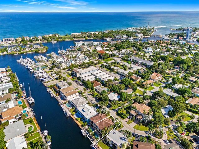 2637 NE 28th Court, Lighthouse Point, FL 33064
