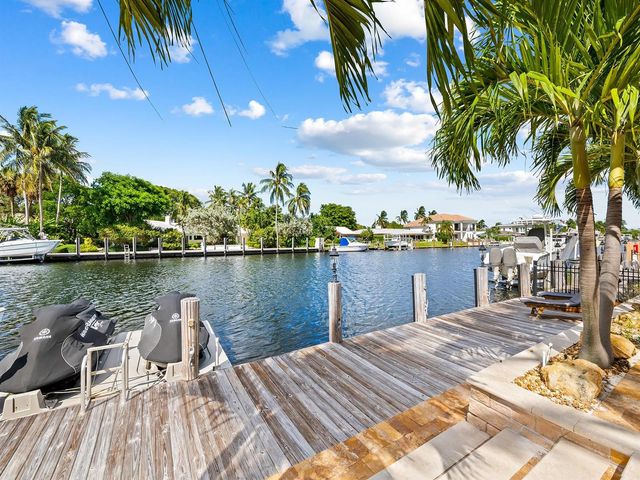 2637 NE 28th Court, Lighthouse Point, FL 33064