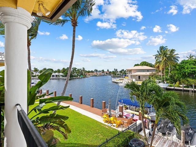 2637 NE 28th Court, Lighthouse Point, FL 33064