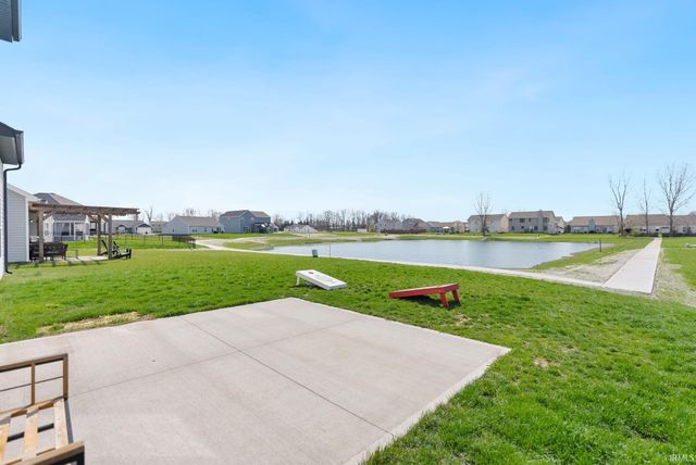 3832 Sun Stone Way, New Haven, IN 46774