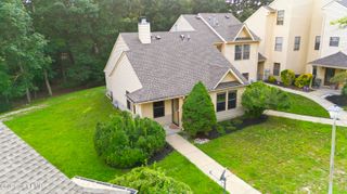 120 Whispering Oaks Way, Jackson, NJ 08527
