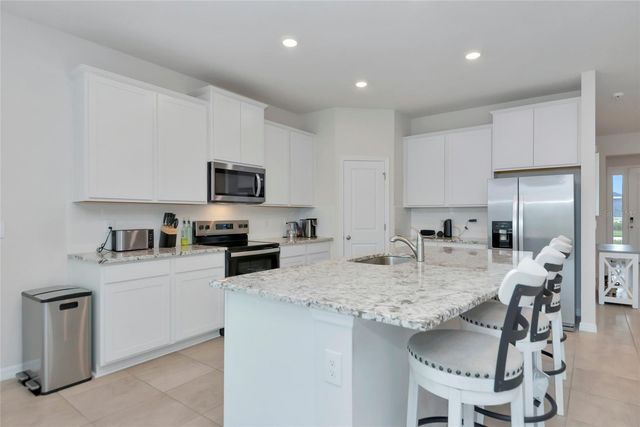 627 160TH STREET E, Bradenton, FL 34212