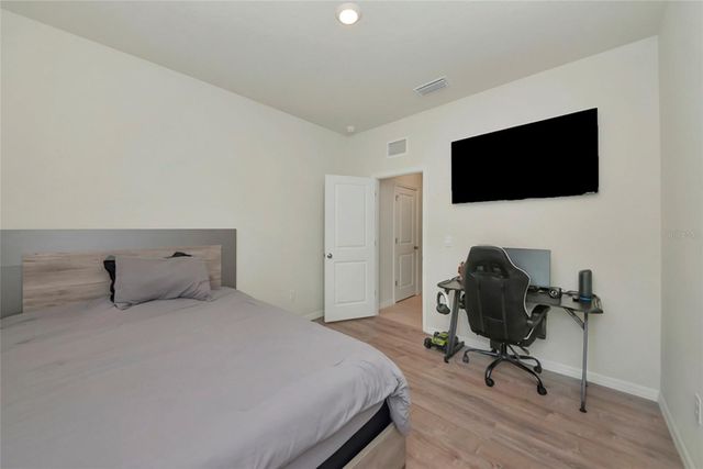 627 160TH STREET E, Bradenton, FL 34212