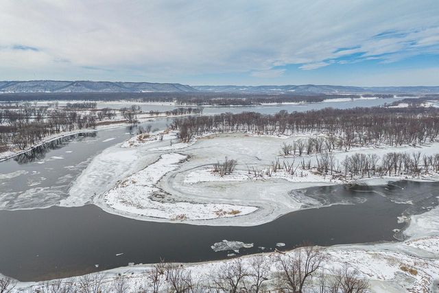 3474 Woodbridge COURT, La Crosse, WI 54601